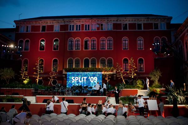 split_2009__03